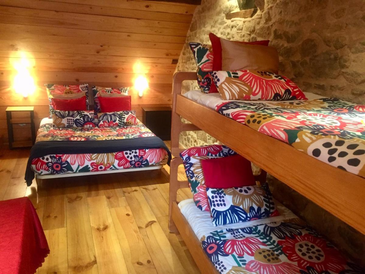 Les Maitres Sonneurs Bed & Breakfast Huriel Eksteriør bilde